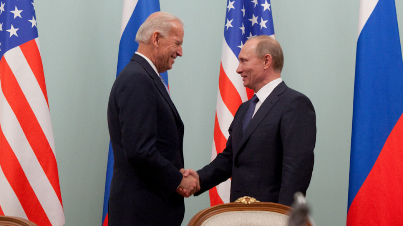 Bayden Putinə zəng edib: "Amerika Ukraynanın ərazi bütövlüyünü və suverenliyini dəstəkləyir"