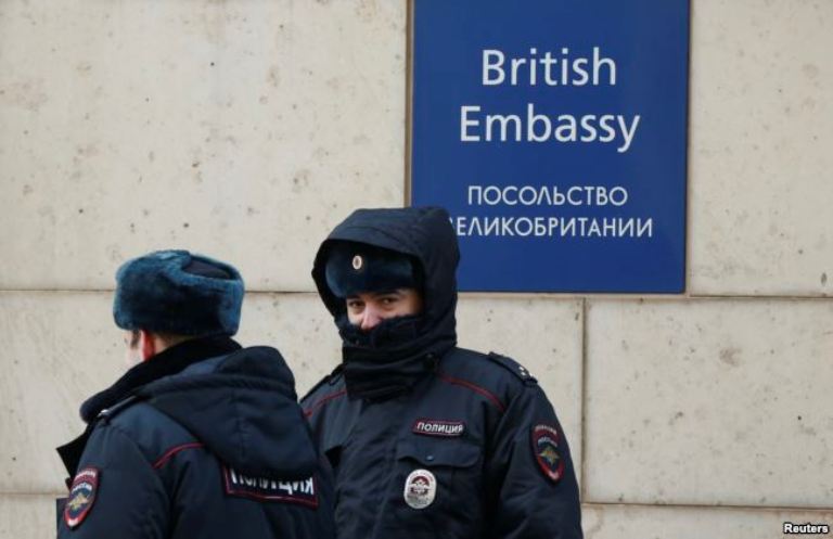 Rusiya 23 Britaniya diplomatını ölkədən çıxarır