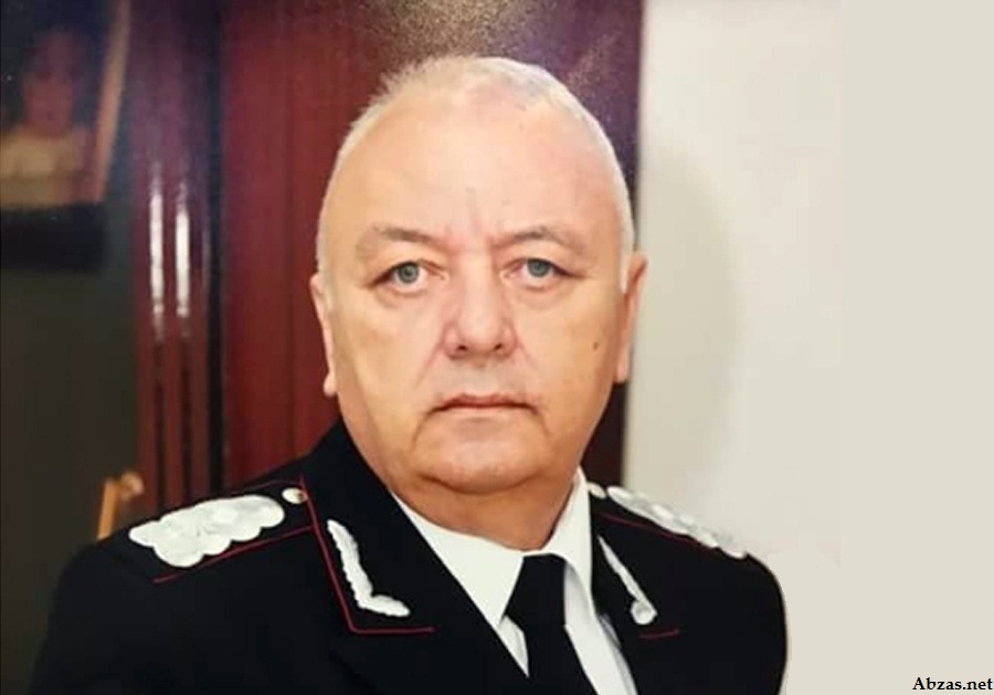 Çovdarov məhkəmədə Əli İnsanovdan, Hacı Məmmədovdan və Fərhad Əliyevdən ...