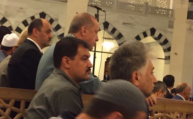 Erdoğan namaz zamanı huşunu itirib