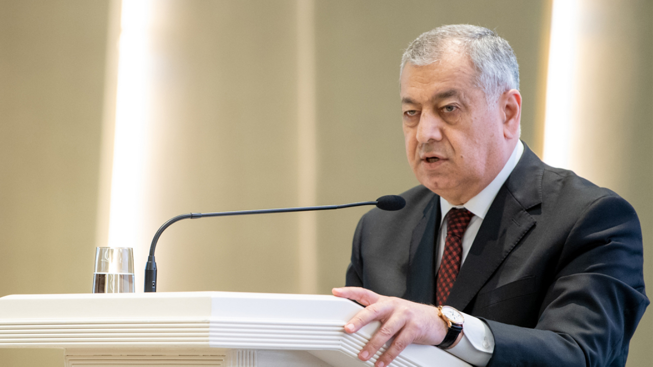 Vahid Əhmədov: "Koronavirus testinin qiymətinə yenidən baxılmalıdır"