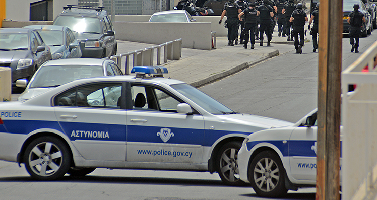 Kiprdə biznes mərkəzində partlayış olub