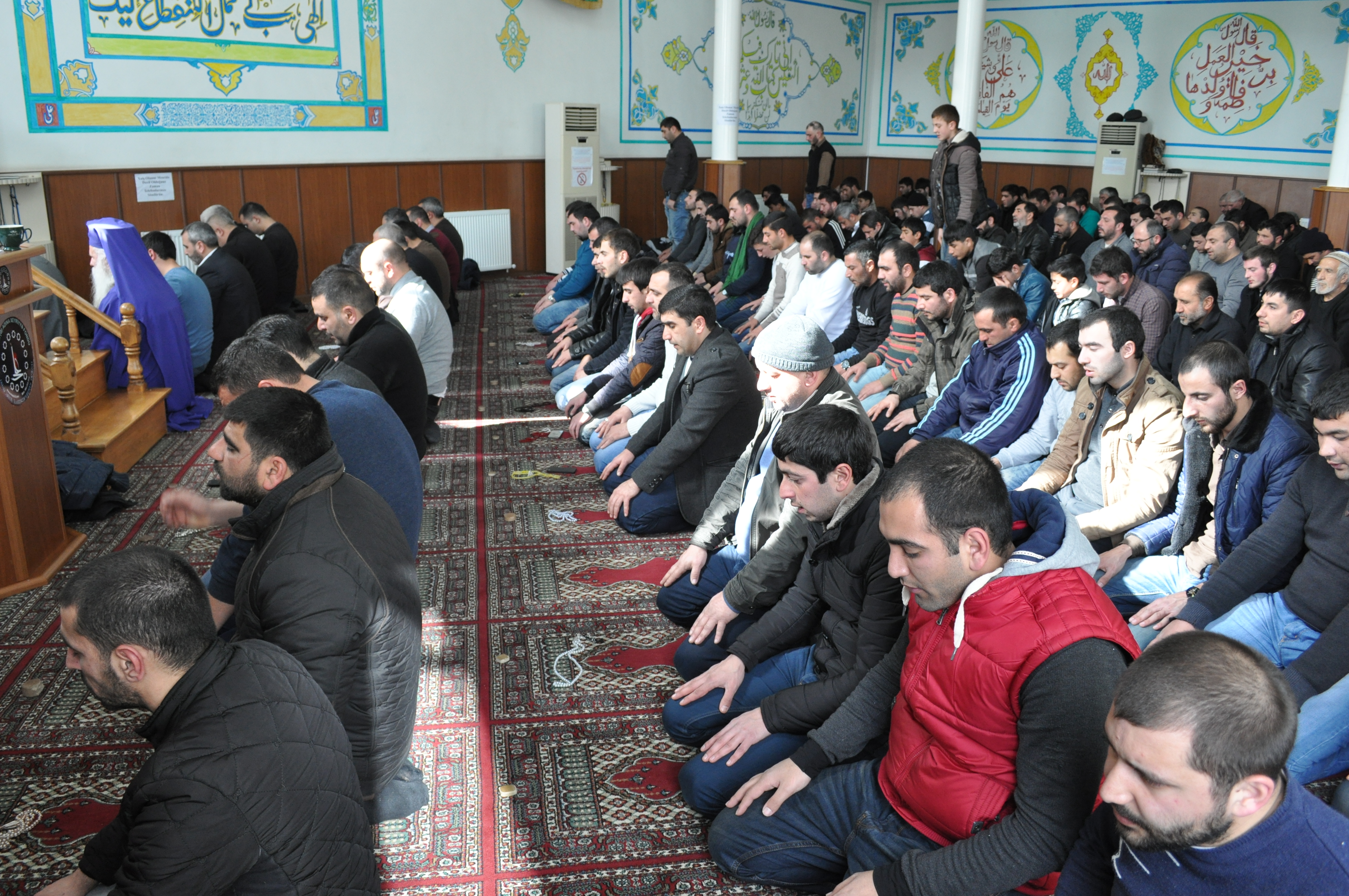 Şəxsi dini cərəyana və dini təhsilə məcbur edənlərə 5 ilədək həbs cəzası veriləcək