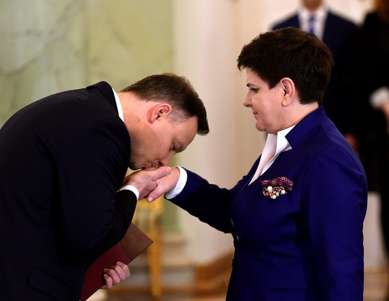 Polşa hökuməti istefaya getdi