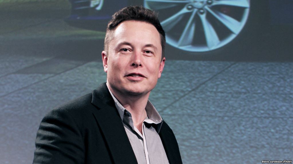 Elon Musk: "Marsda məskunlaşmağa başlamalıyıq"