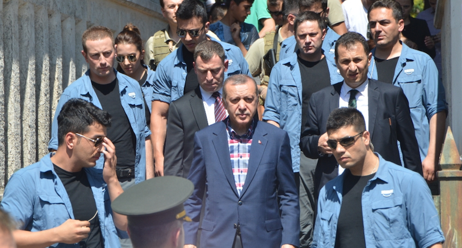 Almaniya Ərdoğanın mühafizəçilərini ölkəyə buraxmayacaq