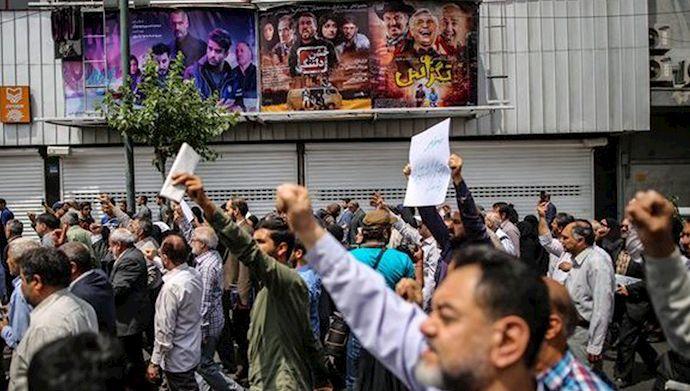 İran etirazlarında atəş açıldı: ölən var