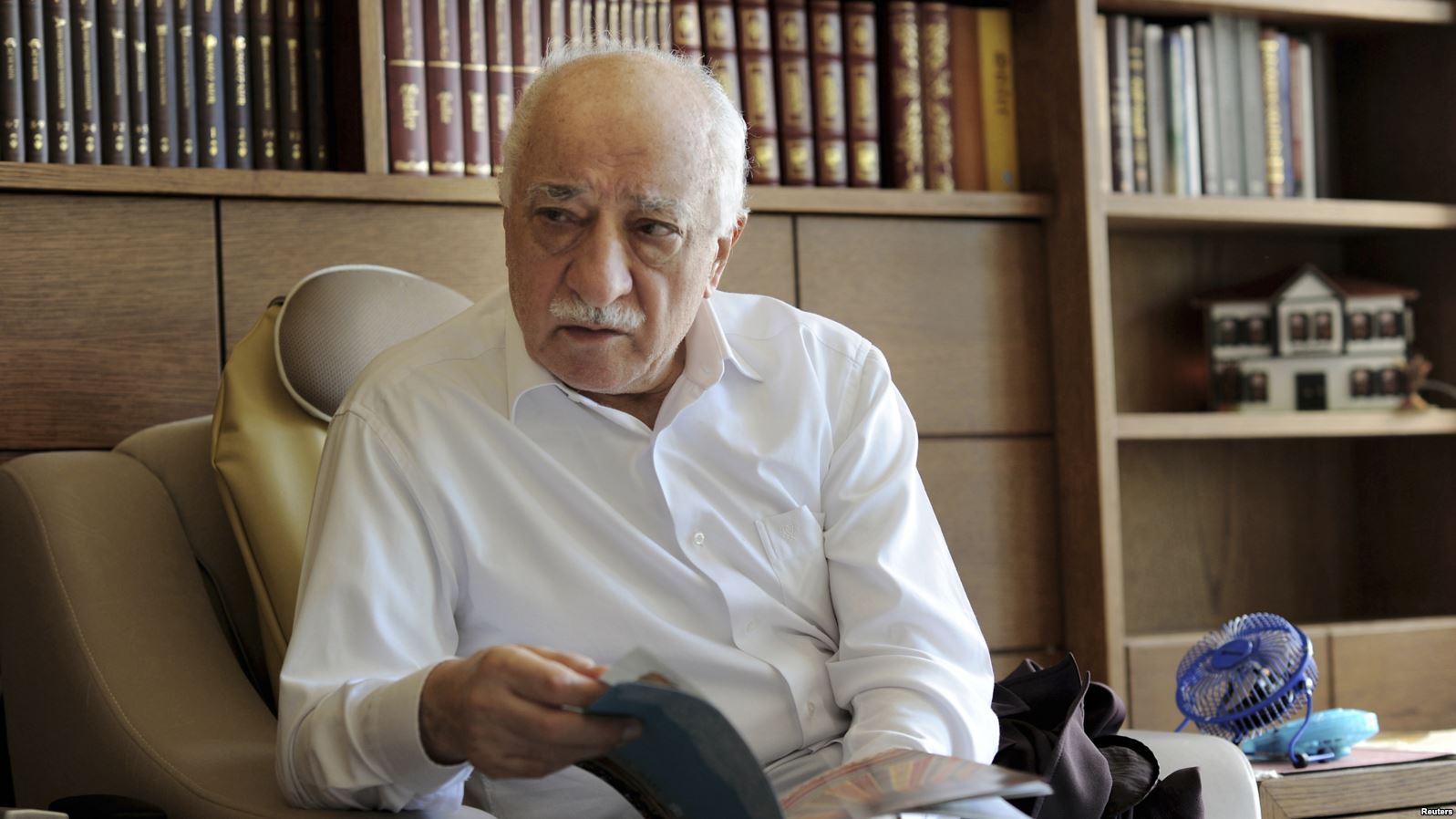 ABŞ: Tramp Gülənin ekstradisiyasını nəzərdən keçirmir