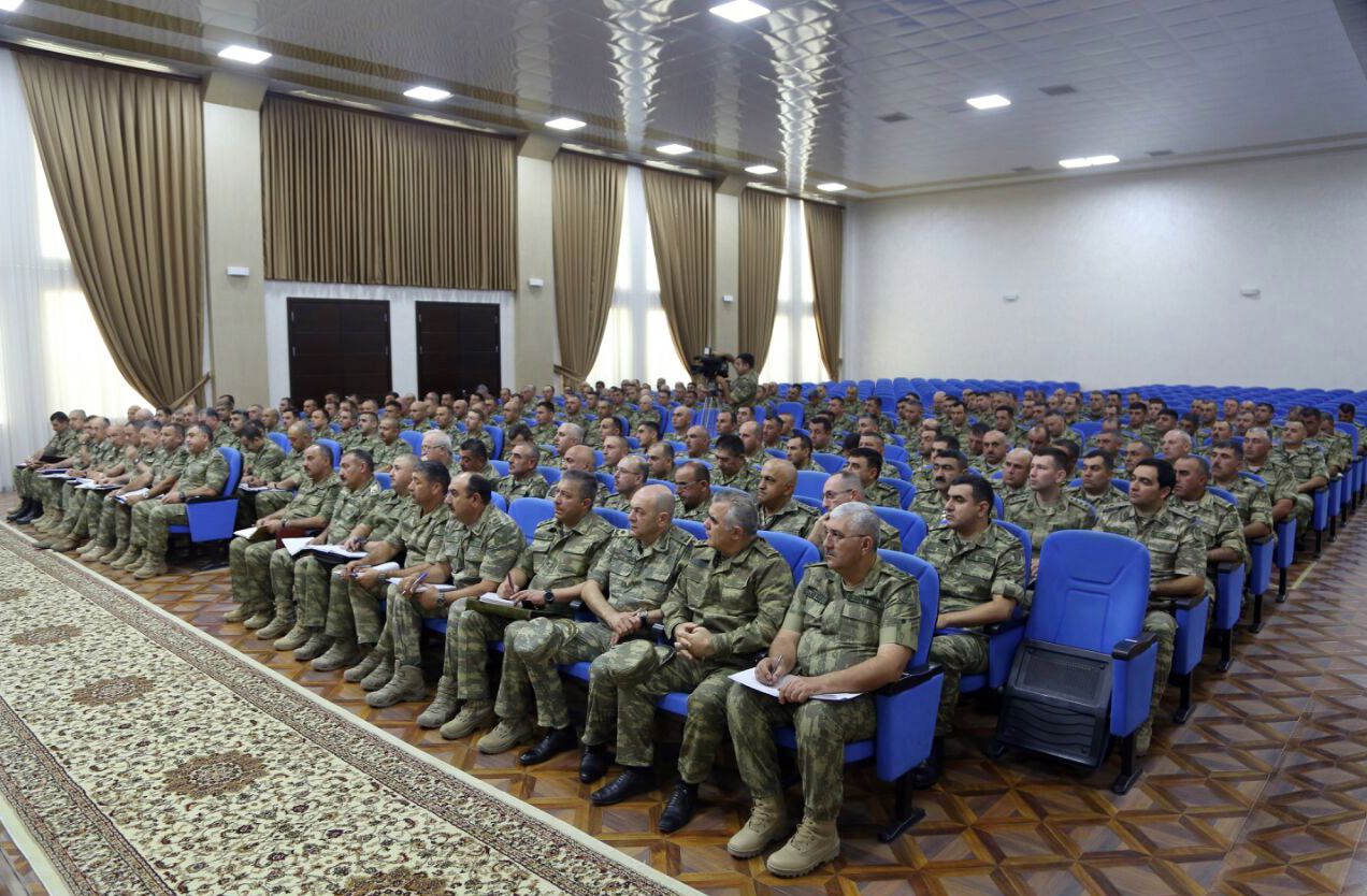 Zakir Həsənov cəbhə bölgəsində geniş kollegiya iclası keçirib