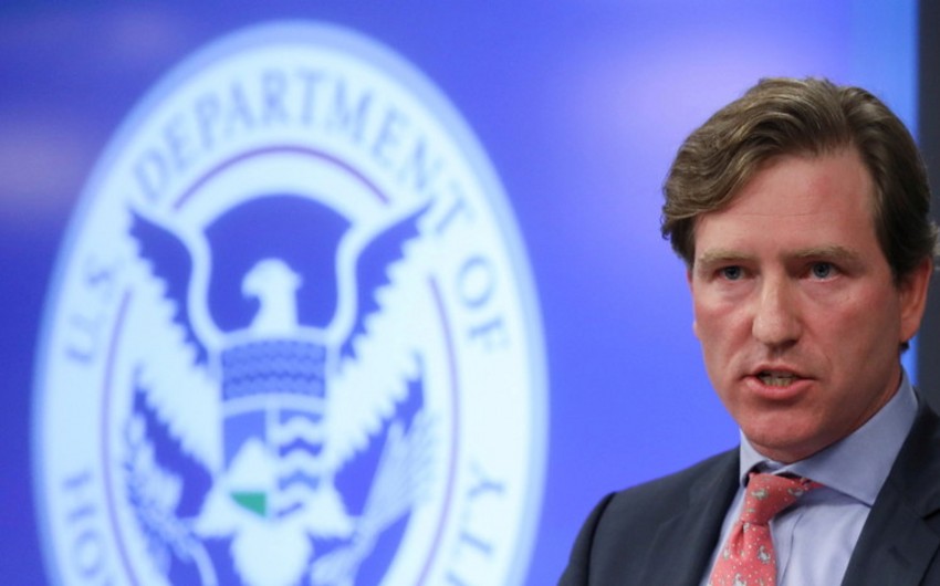 Tramp Kibertəhlükəsizlik agentliyinin rəhbərini vəzifəsindən uzaqlaşdırdı