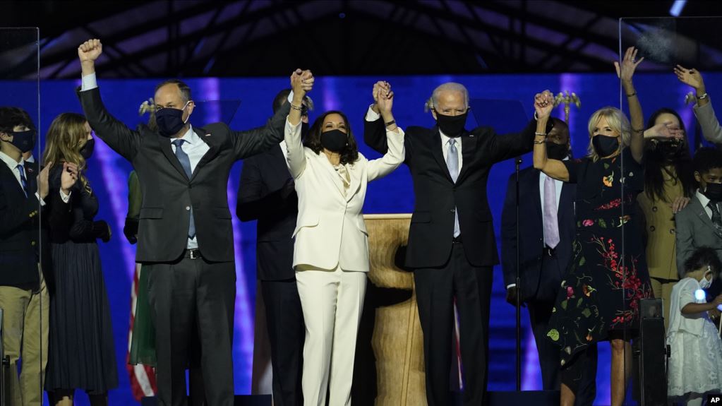 Bayden prezidentliyi çətin mübarizə qarşısındadır