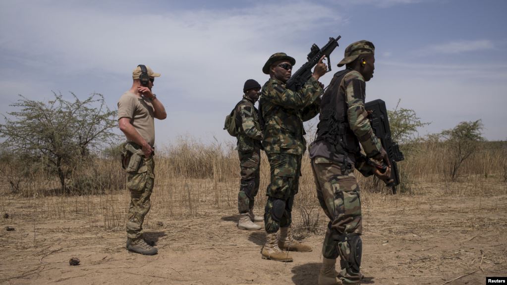 Rəsmilər: ABŞ-ın xüsusi qüvvələri Nigeriyada amerikalı girovu xilas ediblər