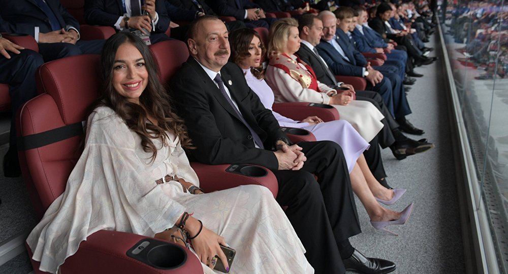 İlham Əliyevlə Pashinian futbolda tanış olublar