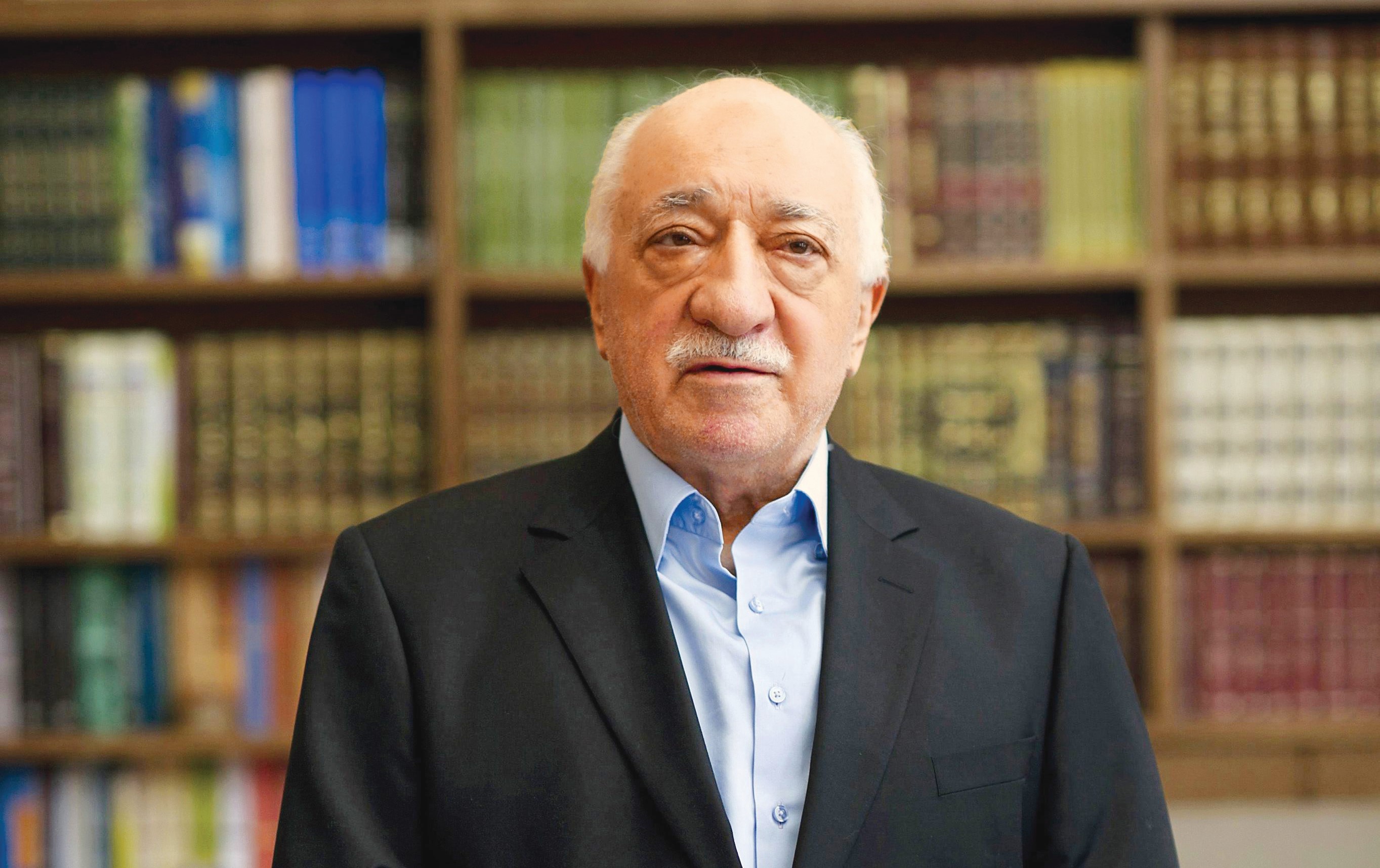 Məhkəmə Fətullah Gülənin həbsinə qərar verib