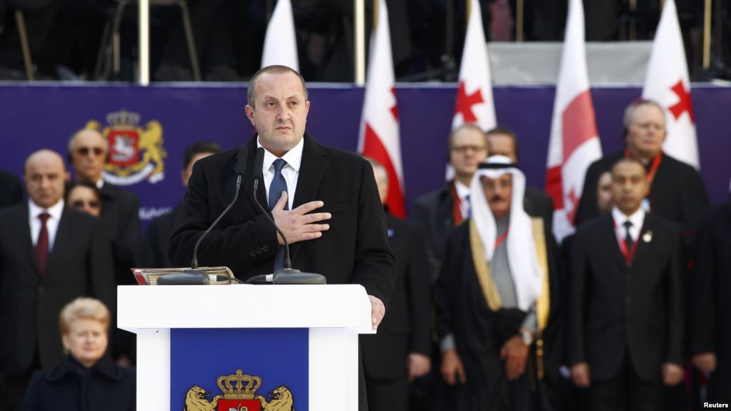 “Biləsiz ki, mən və digər nüfuzlu siyasətçilər bu məsələni yoluna qoymaq üçün çalışırıq”