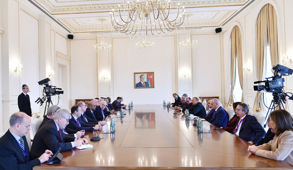 AP-in vitse prezidenti İlham Əliyevə mətbuat azadlığı ilə bağlı sual verib