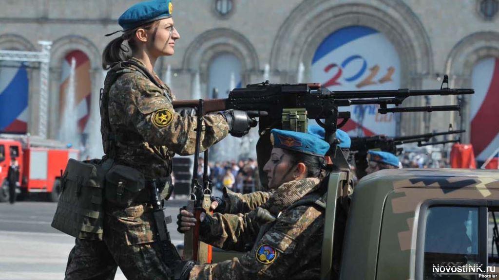 Ermənistan ordusunda qadınların sayı artır
