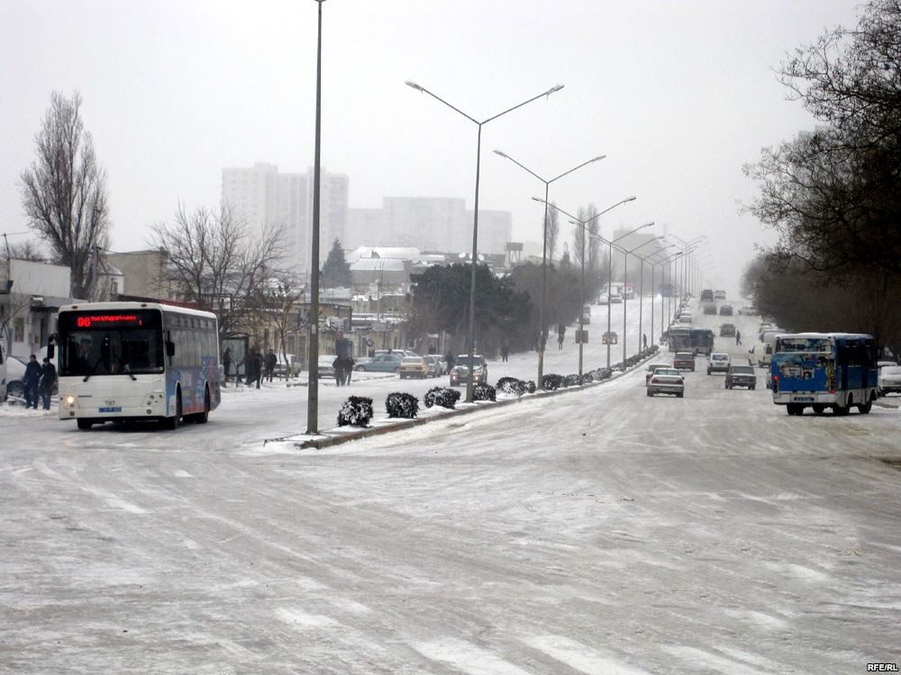 Xüsusi təhlükəli hava şəraiti ilə bağlı dərslər dayandırılıb