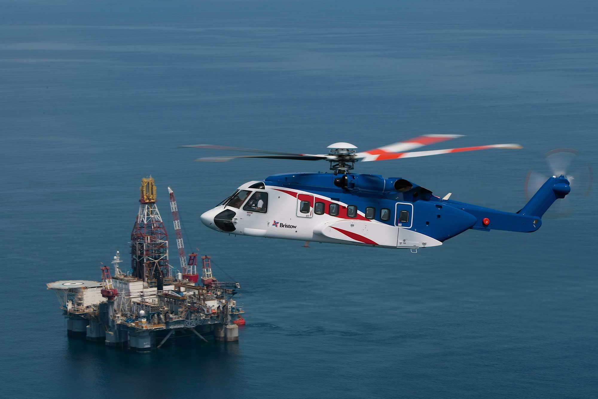 Xəzər dənizində İrana məxsus helikopter qəzaya uğrayıb - ölənlər var