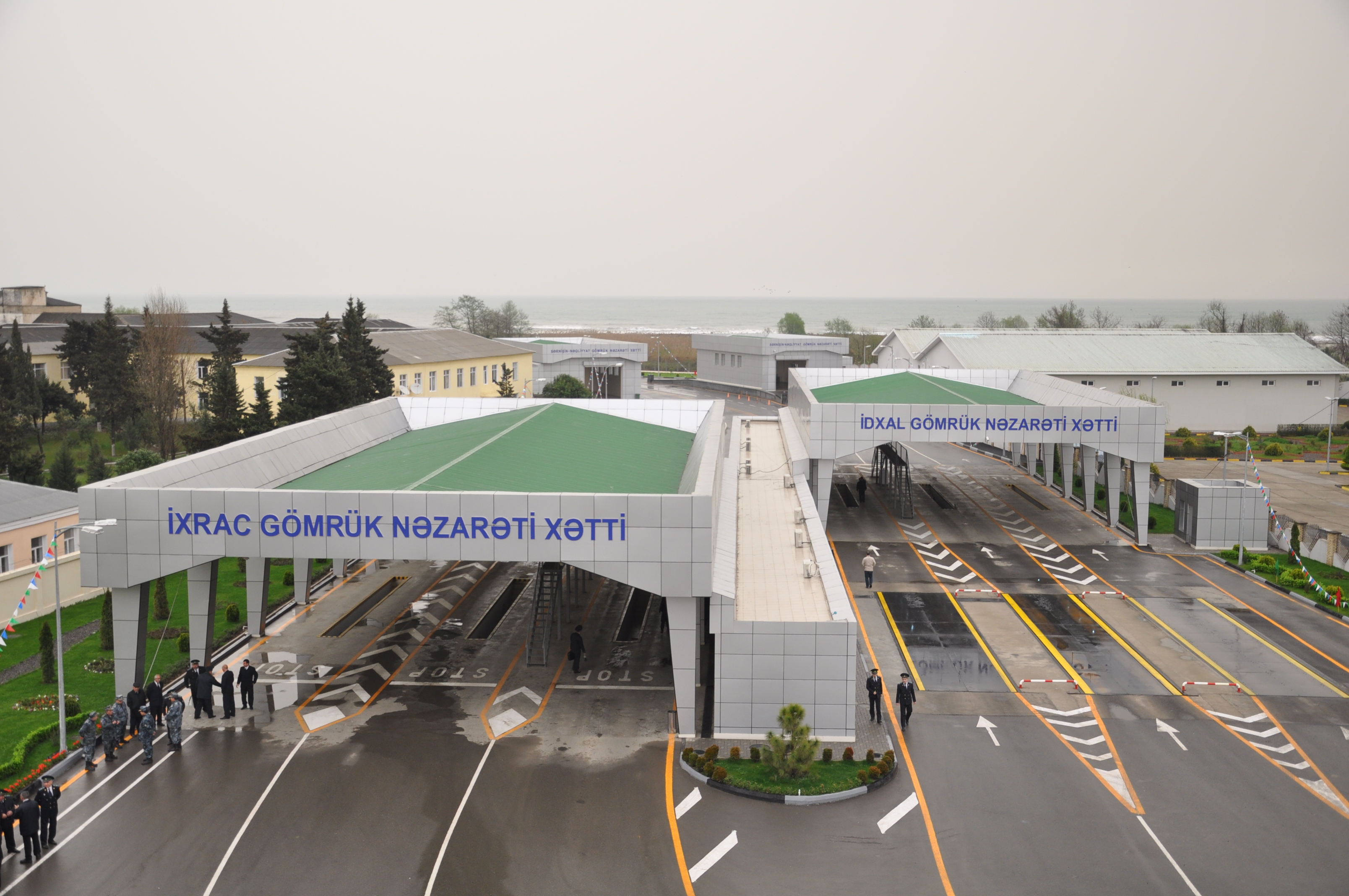 Azərbaycan iqtisadiyyatında hər şey azalır - idxal da, ixrac da