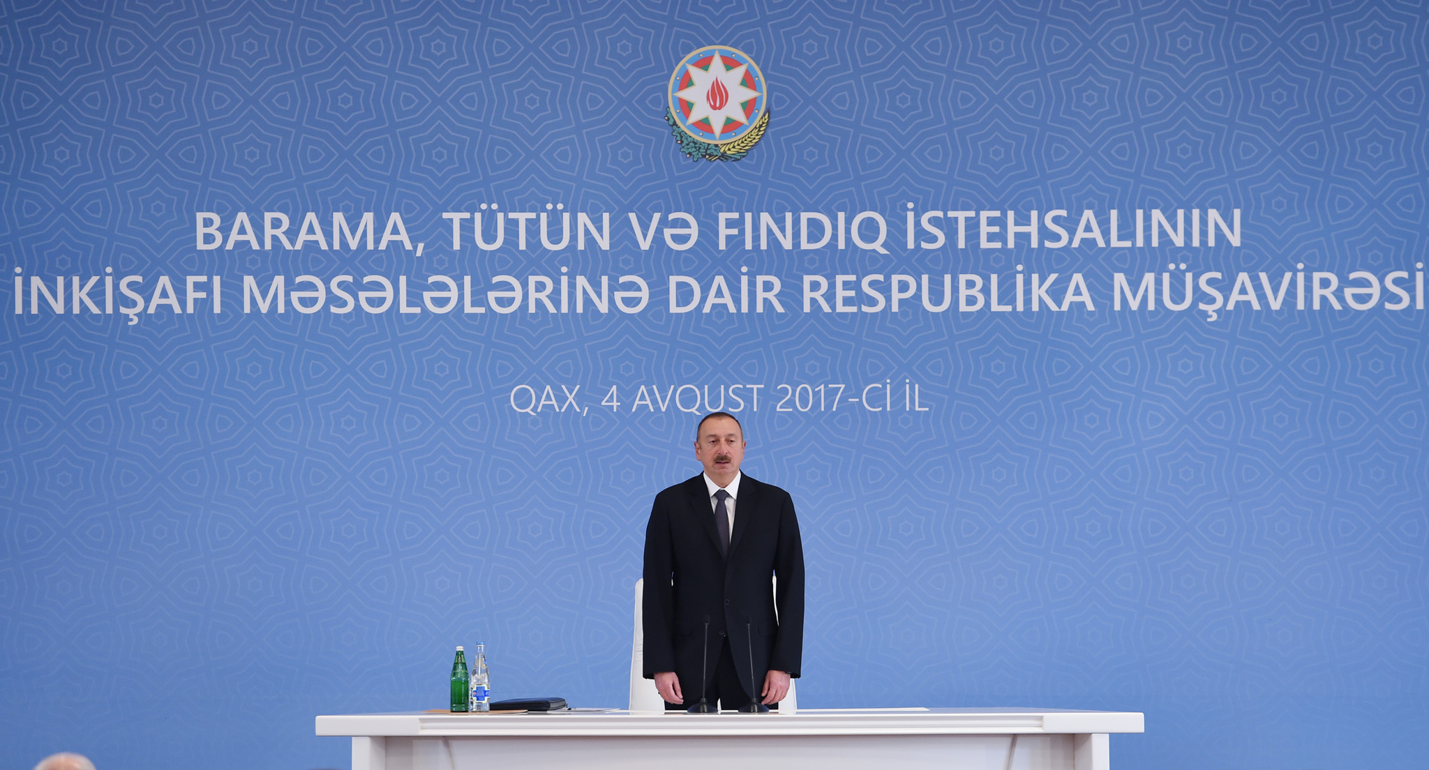 Prezident 'fındıq müşavirəsin'də: 'Anti-milli AXC-Müsavat ölkəmizi məhvə aparırdı'