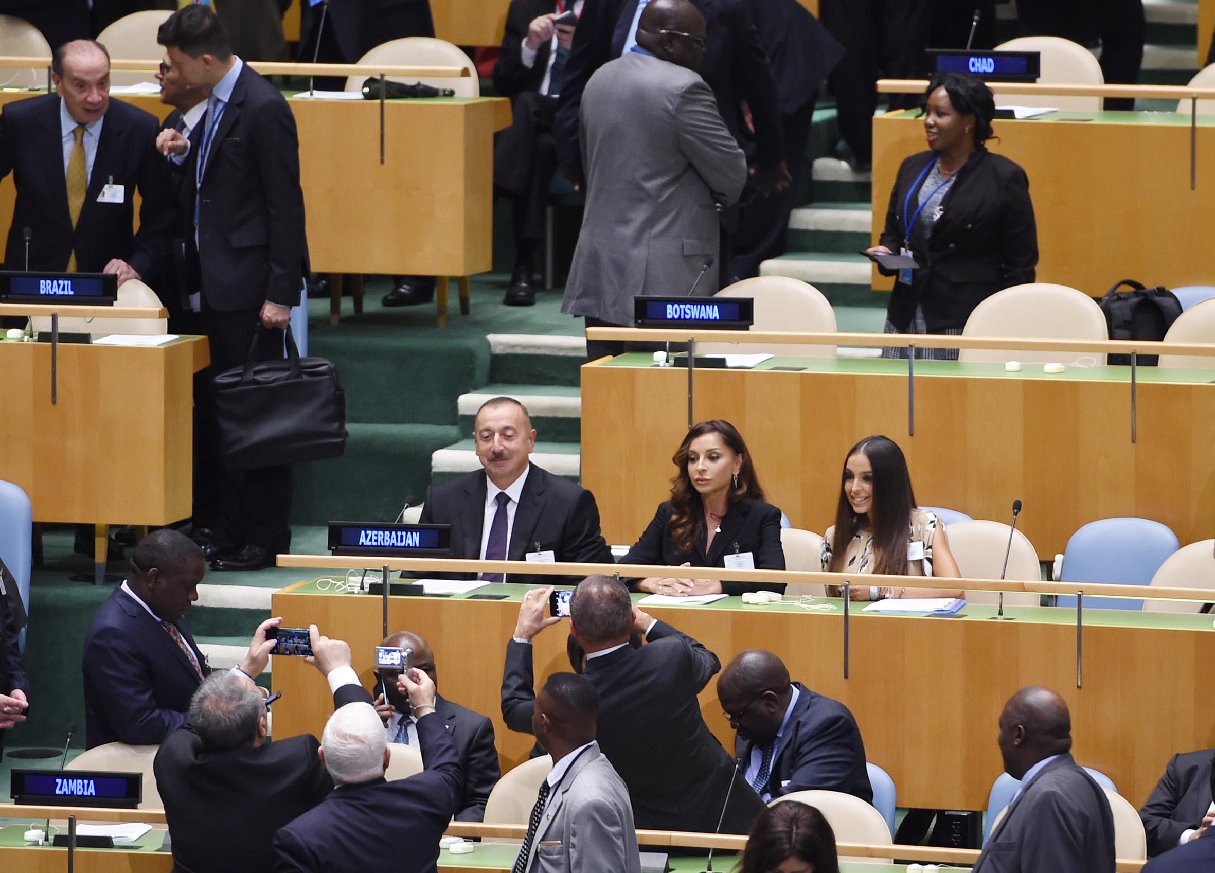 Dövlət, yoxsa hakimiyyət dilemması?! - Elmir Mirzəyev