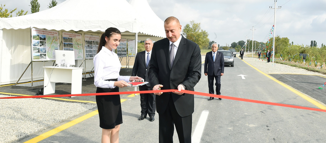 33 kilometrlik yol 22 günə necə çəkildi?