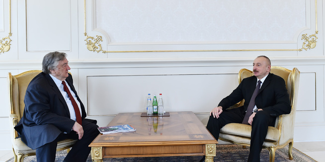 İlham Əliyev Rusiyanın “Zavtra” qəzetinin baş redaktorunu qəbul edib