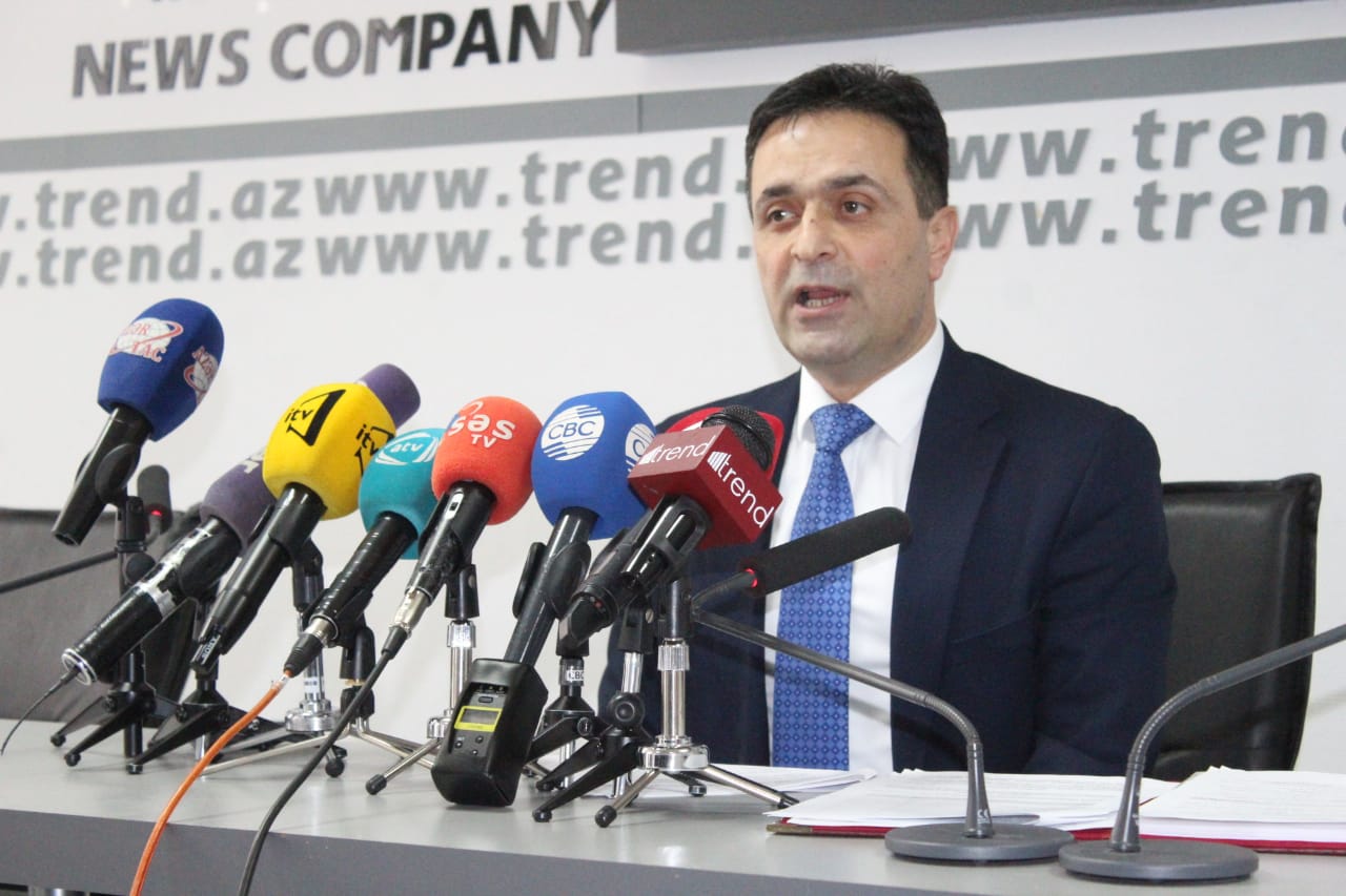 "Hacıbala Abutalıbovun müavin təyin etdirmək istədiyi idarə rəisləri ərizə yaza bilmirdilər"