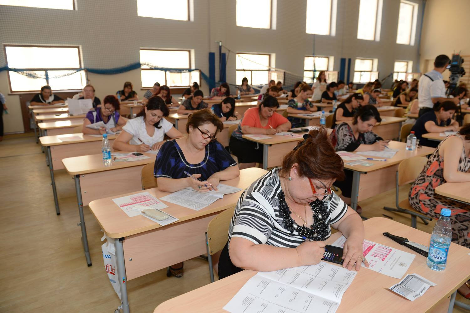 Vəkilliyə 23 namizəd imtahandan narazıdır