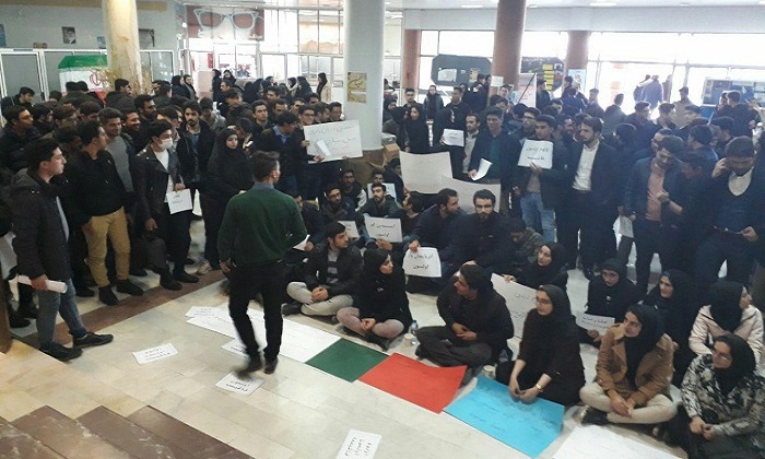 İranda tələbələr Azərbaycan dilinin rəsmi dil olmasını istəyirlər: Prezidentə tələb ünvanlanıb