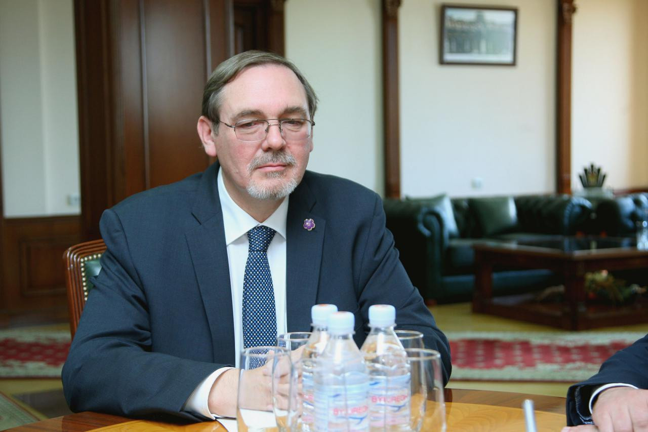 Rusiya Ermənistandakı hərbi bazasını genişləndirə bilər