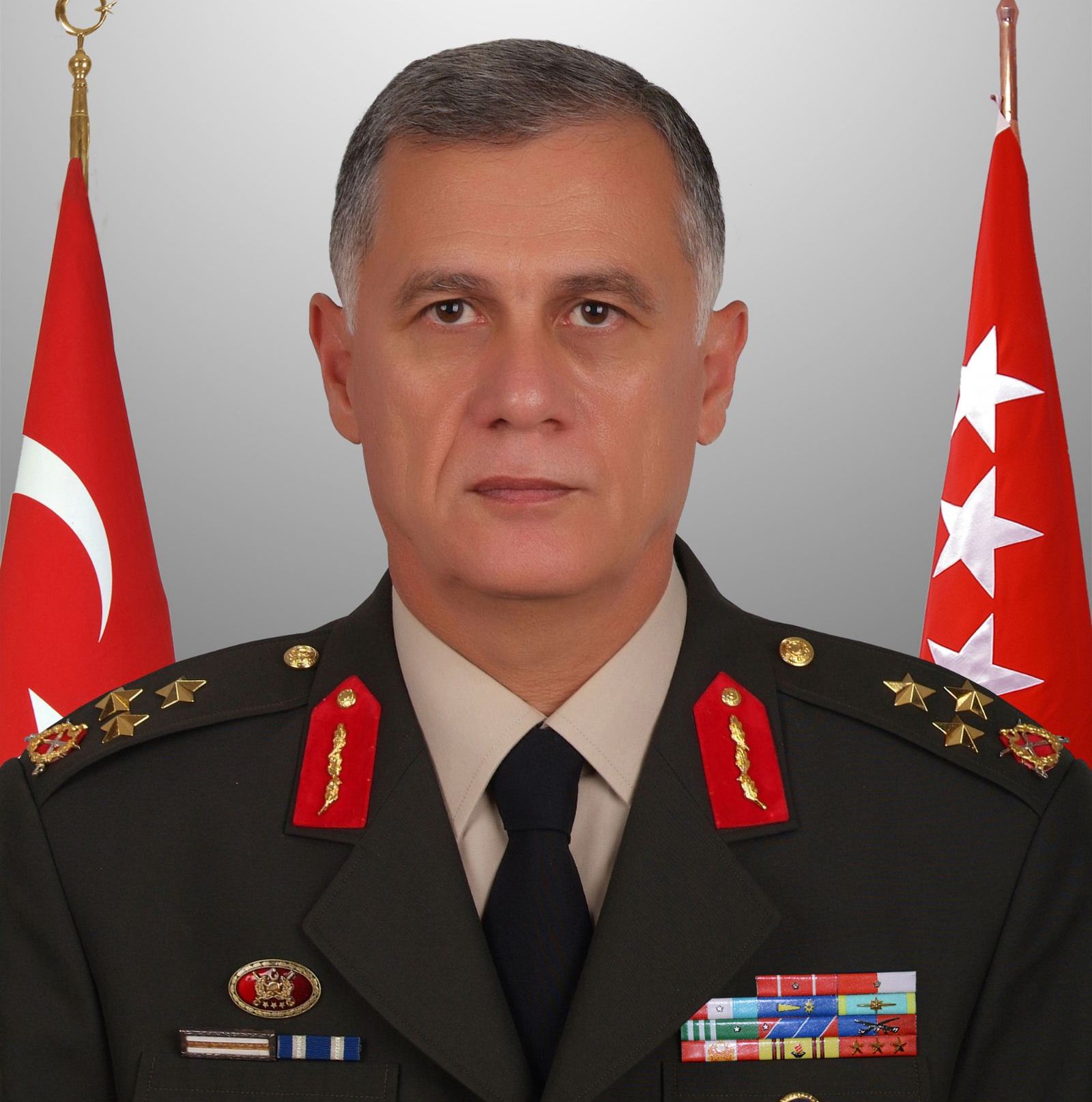 Baş qərargah rəisi girovluqdan xilas edilib, 2 general, 754 hərbçi həbs olunub