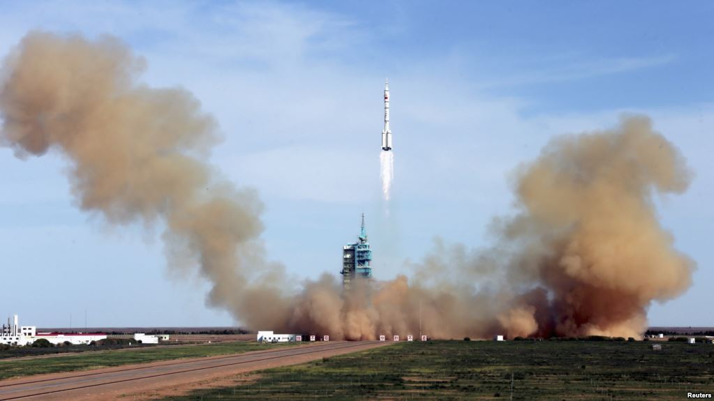 Çinin kosmik laboratoriyası fəzada yanıb