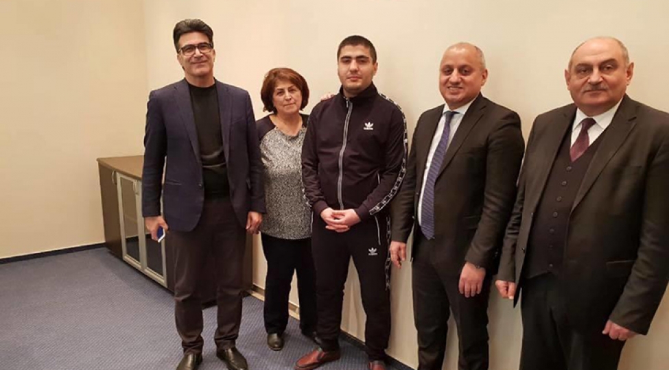 Hüquq müdafiəçiləri Mehman Hüseynova görə prezidentə müraciət etdi