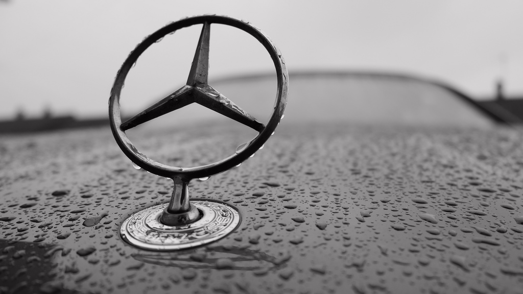 Mercedes avtomobillərini geri çağırır