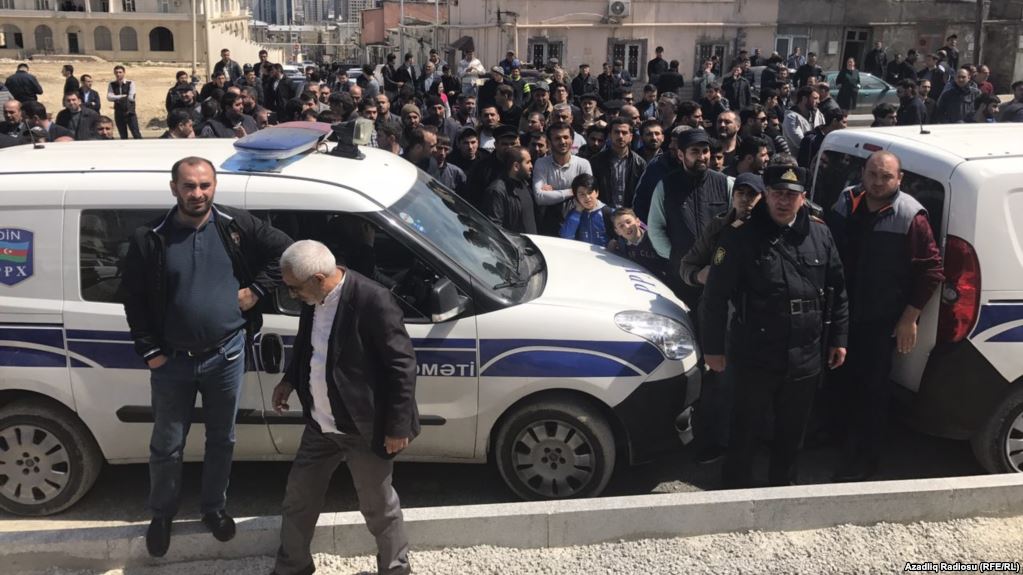 "Qadağalar nə qədər çox olursa radikallıq bir o qədər çox artır"