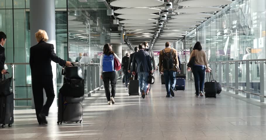 Gürcüstan əhalisi azalır: 1,4 milyon vətəndaş ölkədən gedib