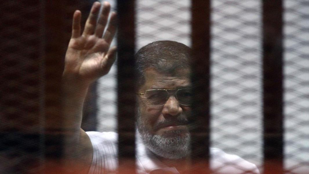 Misir məhkəməsi Mohamed Morsi-nin ömürlük həbs cəzasını ləğv edib