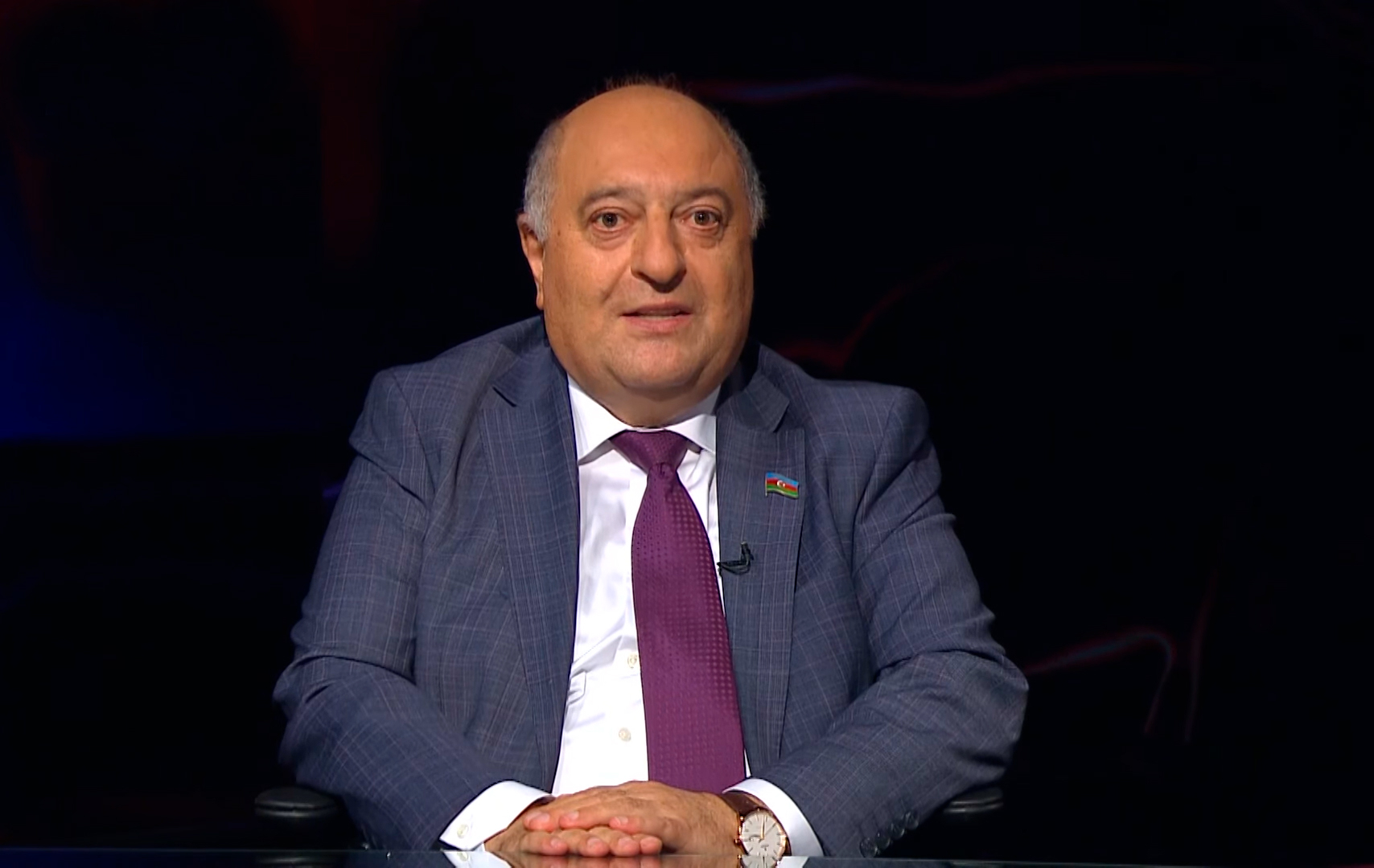 Deputat: "Ölən yaşlı qadını heç kəs yol süpürməyə məcbur etməyib"