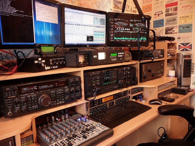 Azərbaycanda daha bir radioya ölkə ərazisində yayımlanması üçün tezliklər verilib