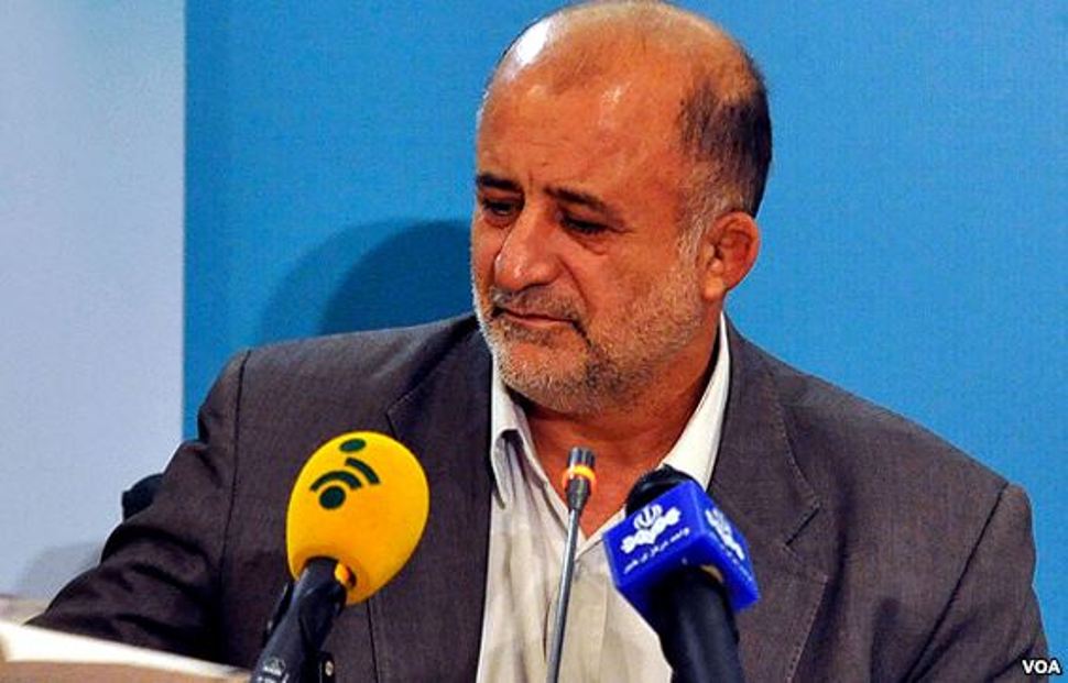 Urmiyada keçirilən kitab sərgisində “Qərbi Azərbaycan” adı təhrif edilib