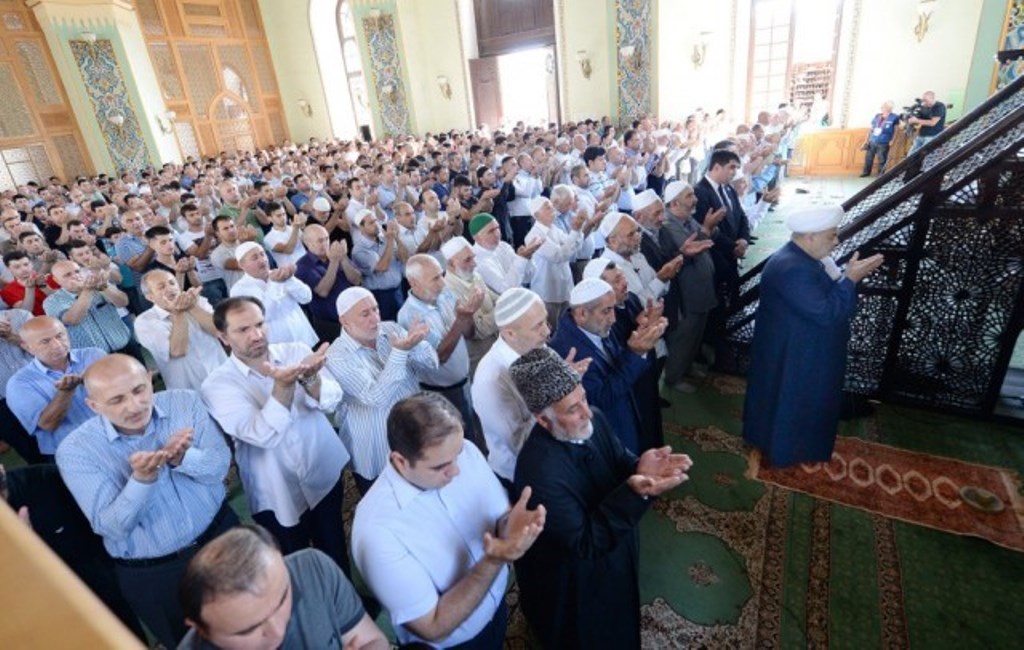 Dövlət komitəsi: "Azərbaycanda əhalinin cəmi 8 faizi dindardır"