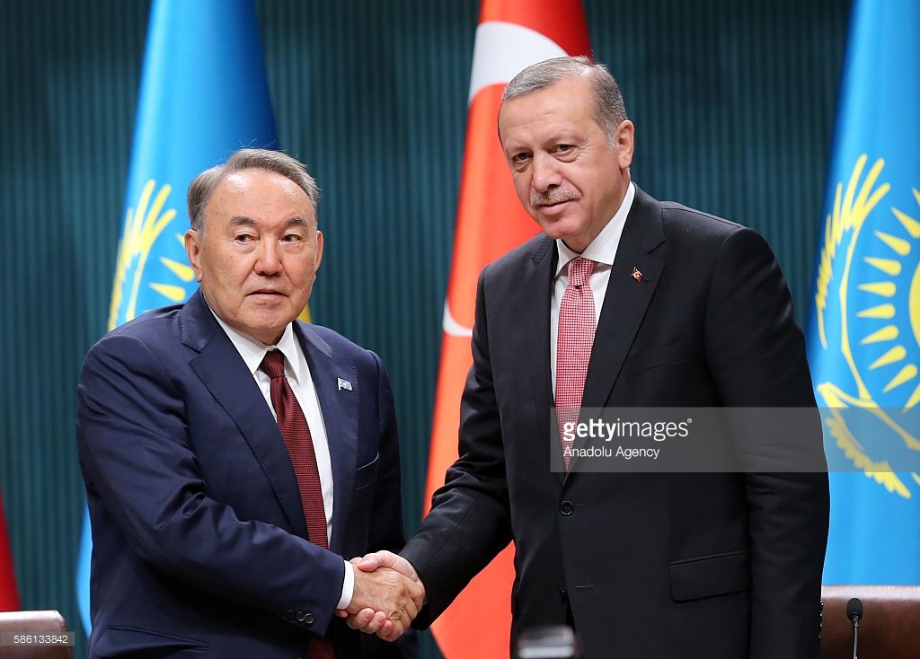 Nazarbayev: 'Dəlil olmadan heç bir türk müəllimi təhvil verməyəcəm, son sözümdür'
