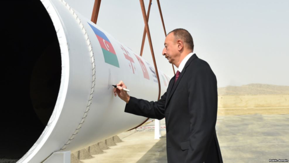 Azərbaycan ''Cənub Qaz Dəhlizi'' üçün 500 milyon dollar borc alır