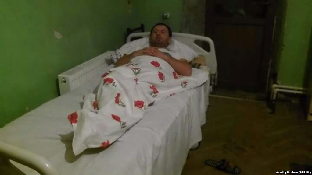 "Bölmədə məni özümdən gedənə qədər döydülər"