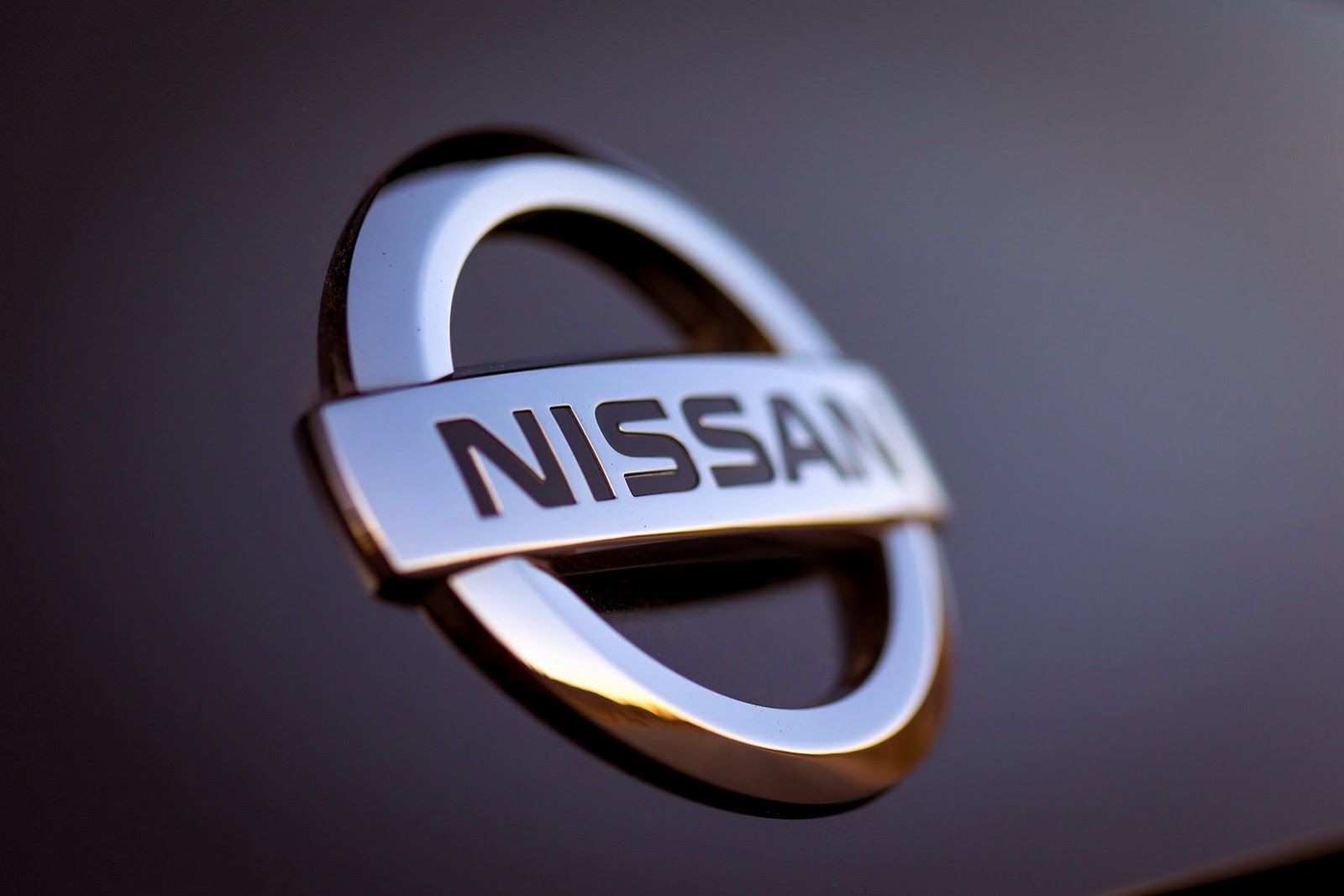 "Nissan" avtomobillərini geri çağırıb
