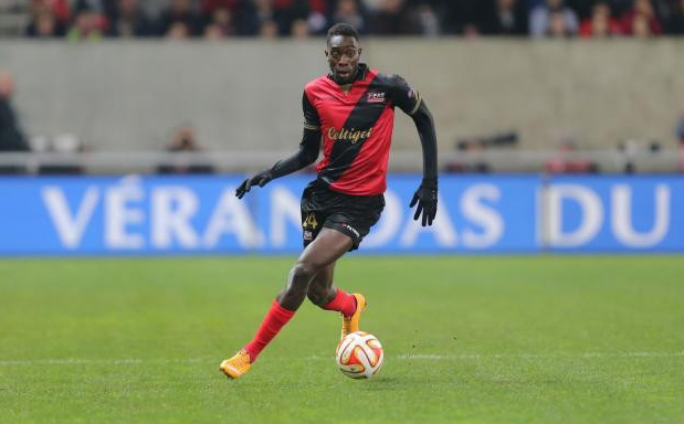 Mali yığmasının futbolçusu Fransada polisi vurduğu üçün həbs olunub