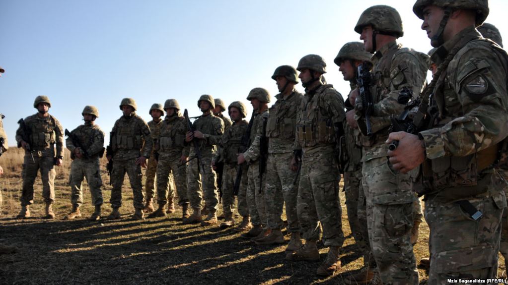 Gürcüstan orduya ehtiyat qüvvə yaradır