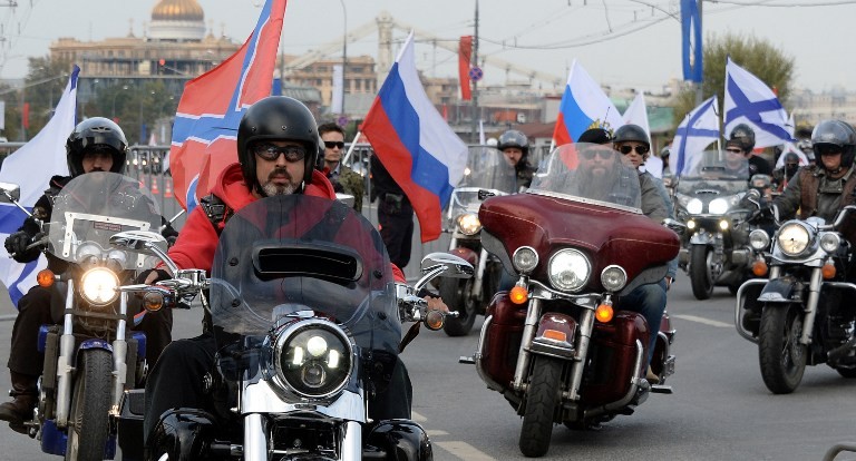 Gürcüstan "Qələbə günü" münasibətilə yürüş keçirən rus motosiklçıları ölkəyə buraxmayıb